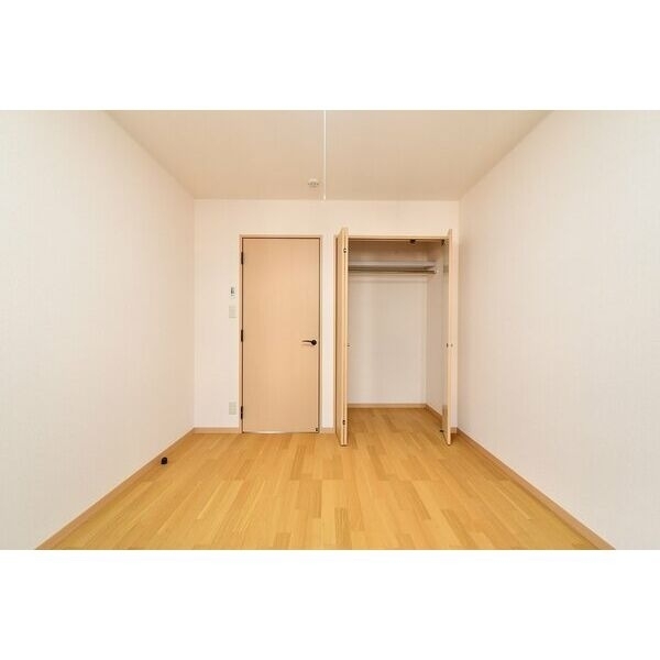 拡大写真:レジデンス琴似 B棟 1階102の収納