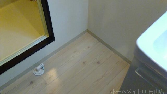 拡大写真:プレシェルト南円山 4階402の洗濯機置き場