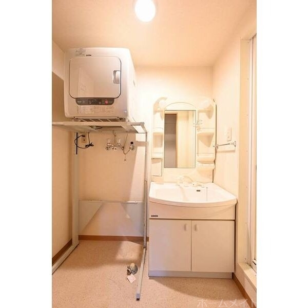 拡大写真:TA21宮ケ丘 3階303の洗面所