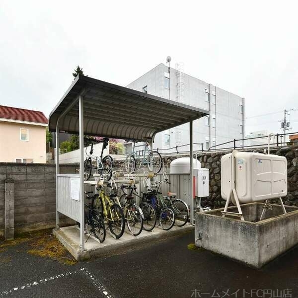 拡大写真:TA21宮ケ丘 3階303の駐車場