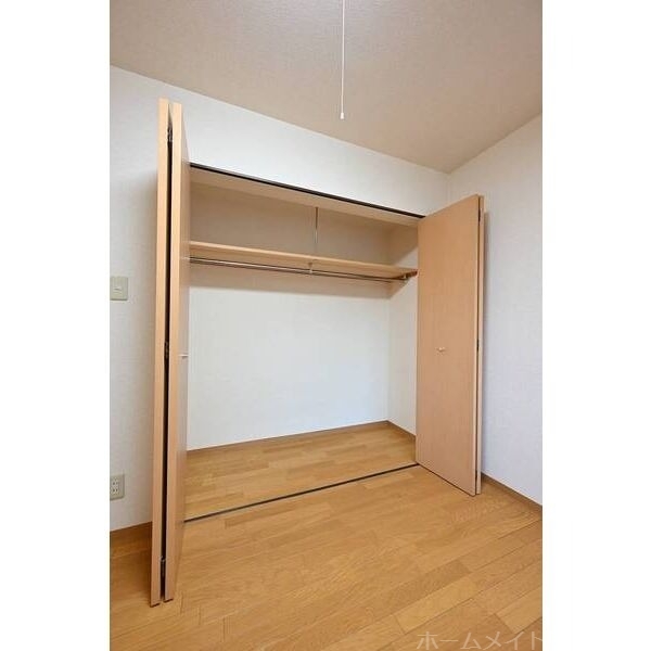 拡大写真:TA21宮ケ丘 3階303の収納