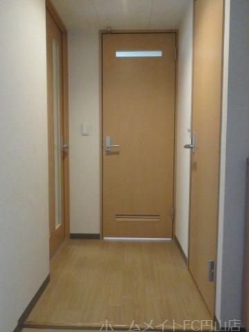 拡大写真:アビタ219 4階403の廊下