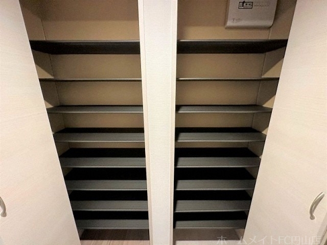 拡大写真:Partire 裏参道 2階208のその他設備