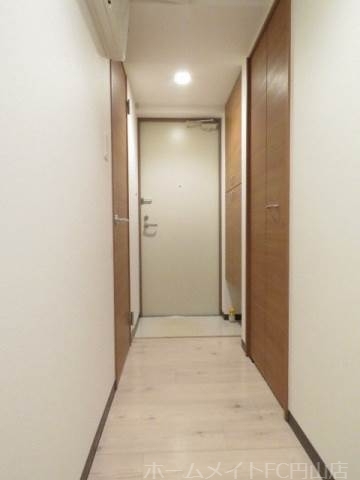 拡大写真:マハトゥール伏見 9階902の玄関