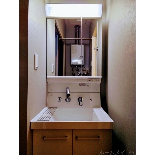 拡大写真:Blanc Casita 4階402の洗面所