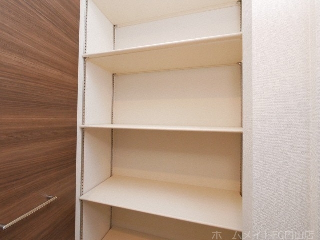 拡大写真:Livease Hassamu 1階105の収納