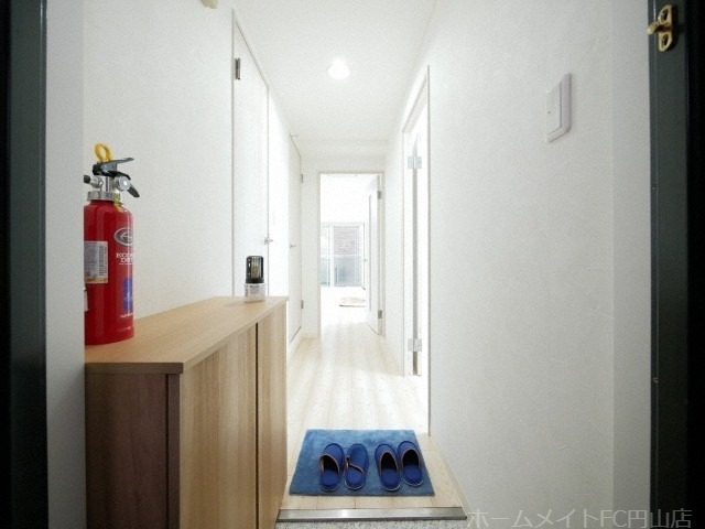 拡大写真:MAISON HOXIN南10条 2階201の玄関