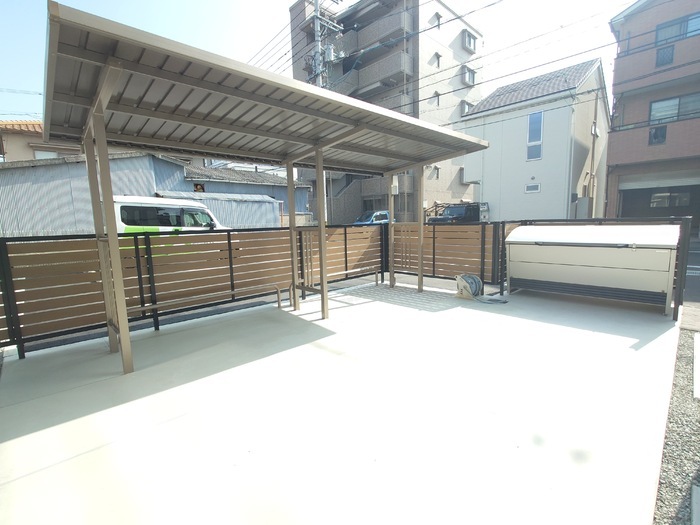 拡大写真：西町SUZUKAZE 1階103の駐輪場