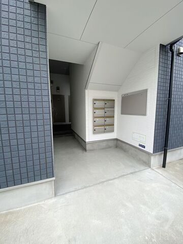 拡大写真:東大阪市鴻池町1丁目 1階101の外観