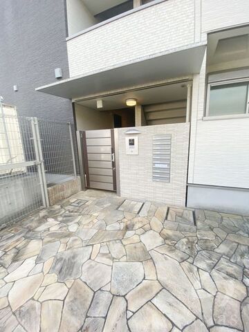 拡大写真:松原市阿保6丁目 2階201の外観