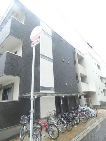 拡大写真：大阪市旭区大宮３丁目 2階201の外観