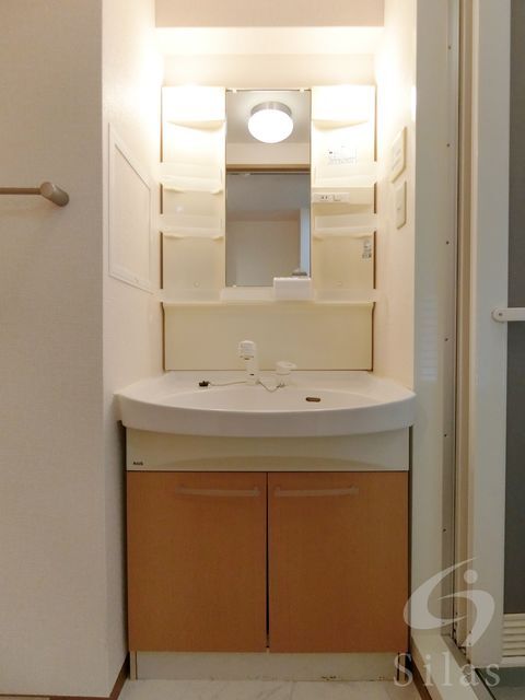 拡大写真:朝陽館 3階305の内観