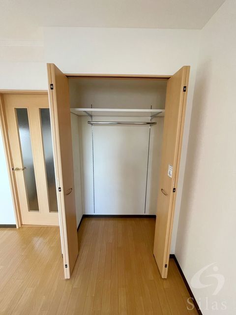 拡大写真:八尾市光町1丁目 9階905の内観