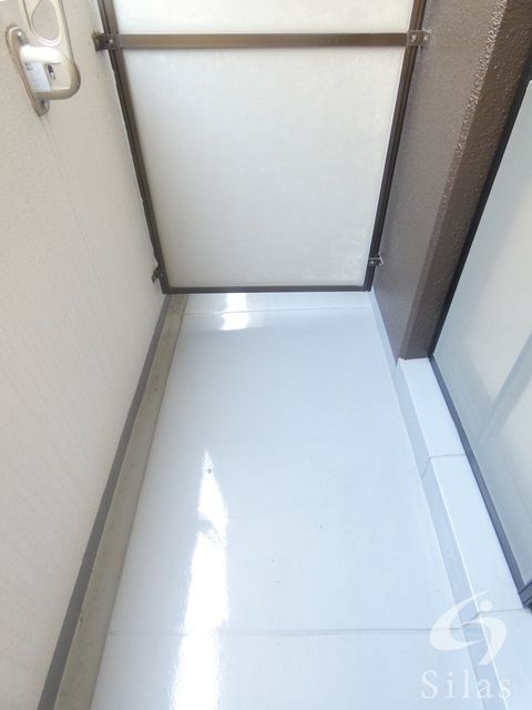 拡大写真:東大阪市大蓮東4丁目 4階404の内観