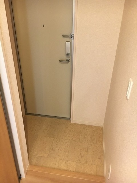 拡大写真:東大阪市岸田堂北町 3階305の内観