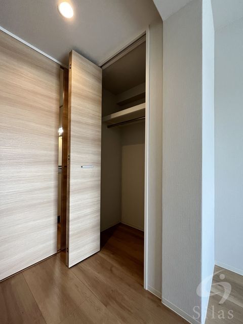 拡大写真:東大阪市長栄寺 4階403の内観