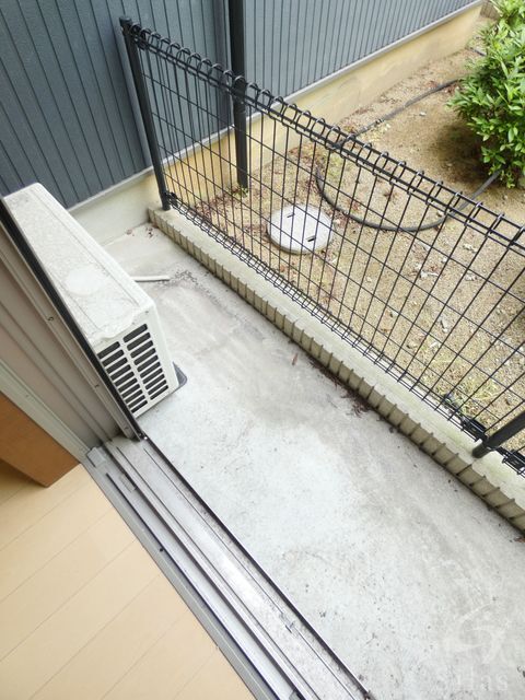 拡大写真:堺市北区東上野芝町2丁 1階111の内観