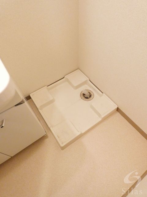 拡大写真:堺市北区東上野芝町2丁 1階111の内観