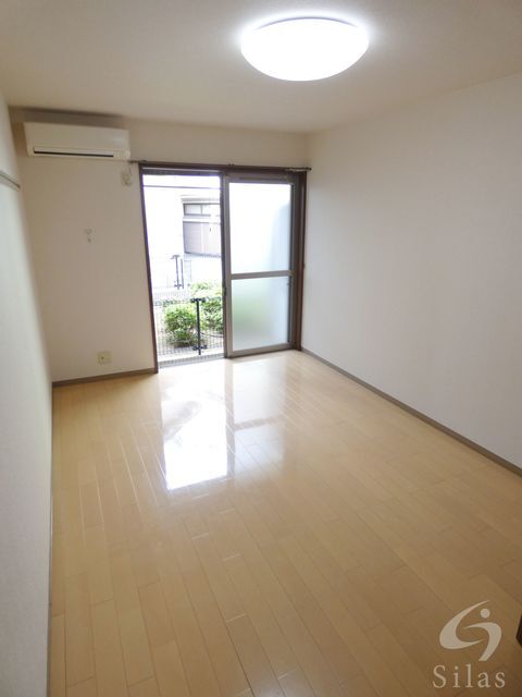 拡大写真:堺市北区東上野芝町2丁 1階111の内観
