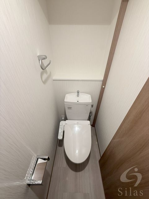 拡大写真：東大阪市高井田元町２丁目 11階1104の内観