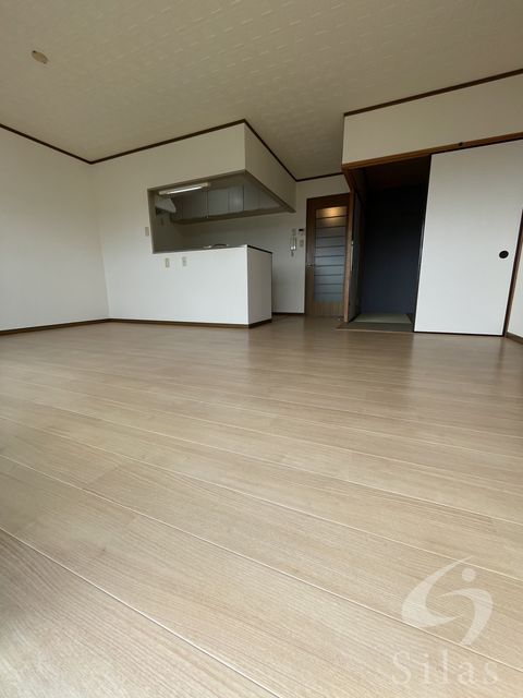拡大写真:羽曳野市伊賀4丁目 4階401の内観