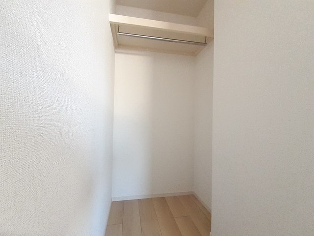 拡大写真:大阪市生野区生野西3丁目 2階203の内観