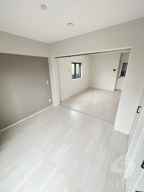 拡大写真:東大阪市柏田本町 2階203の内観