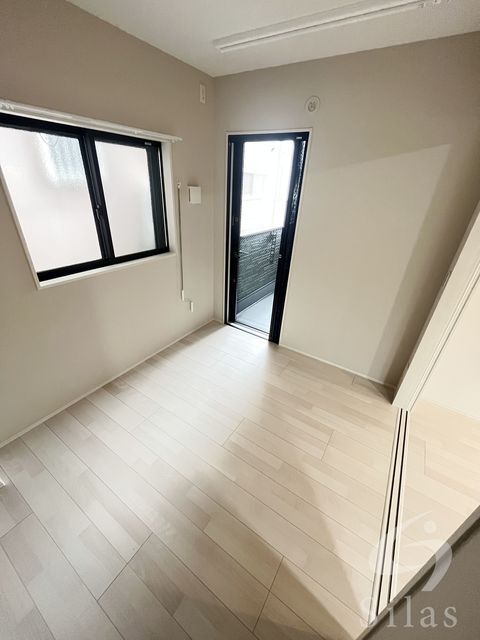 拡大写真:東大阪市柏田本町 2階202の内観