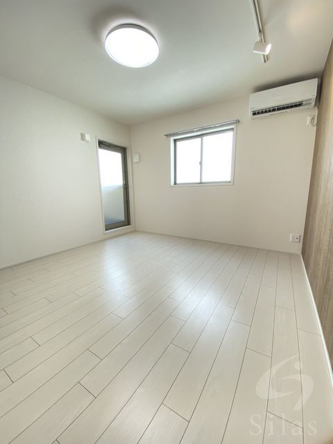拡大写真:大阪市住之江区中加賀屋4丁目 3階302の内観