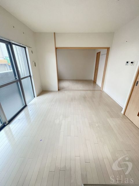 拡大写真:堺市堺区香ヶ丘町1丁 3階302の内観