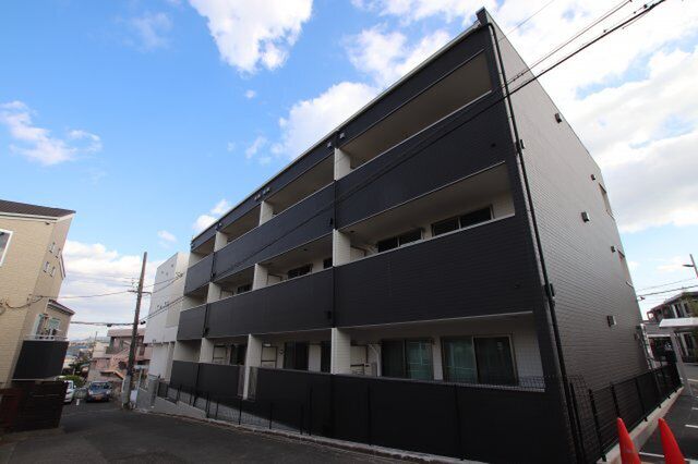 拡大写真:プレミアムスイート狭山駅前 3階302の外観