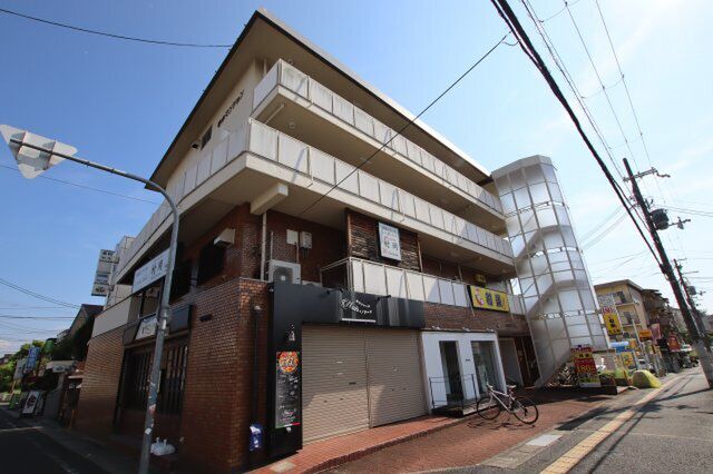 拡大写真:春木マンション 4階403の外観