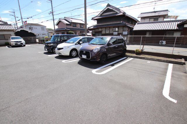 拡大写真:カルム・メゾンB 1階103の外観