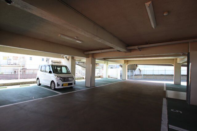 拡大写真：セインツ1号館 2階208の外観
