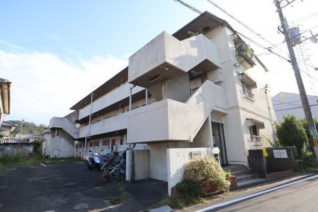 椋本マンションの外観