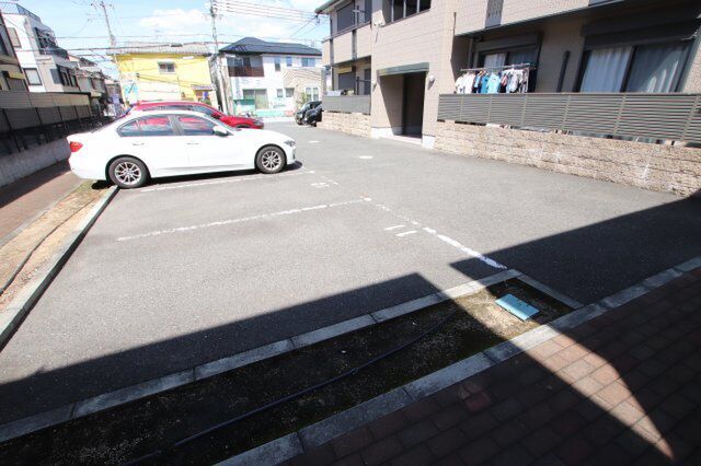 拡大写真:エスペランサ初芝A棟 1階102の外観