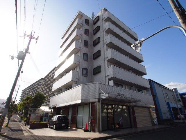 拡大写真:スカイ南花台 6階607の外観
