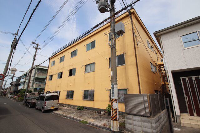 マンション北野田の外観