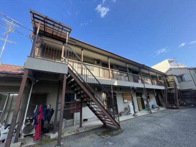 西野コーポの外観