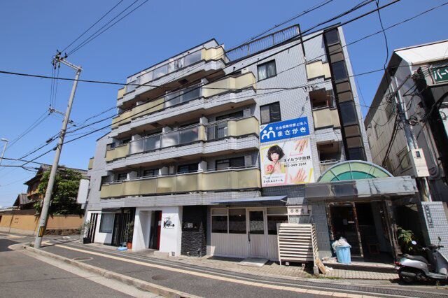 ラフォーレ北野田の外観