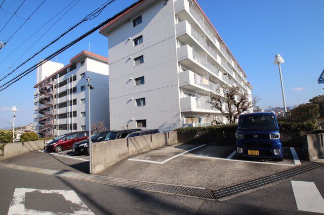 拡大写真:狭山ハウス3棟 6階603の外観