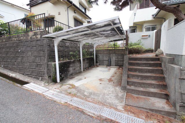 拡大写真:嬉戸建 1階-の外観