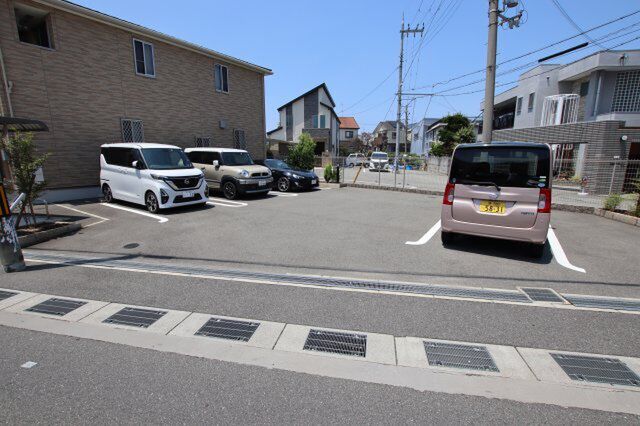 拡大写真:クレールメゾン美原 2階202の外観
