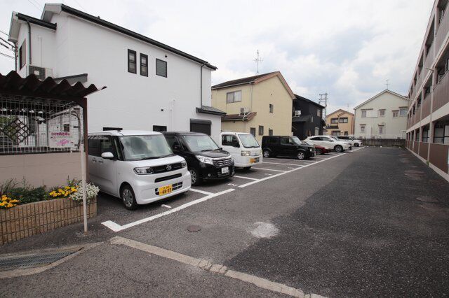 拡大写真:上田マンション 2階205の外観