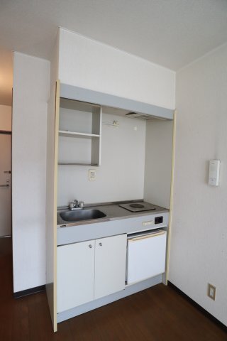 拡大写真:マイデンハイツ 3階301のキッチン