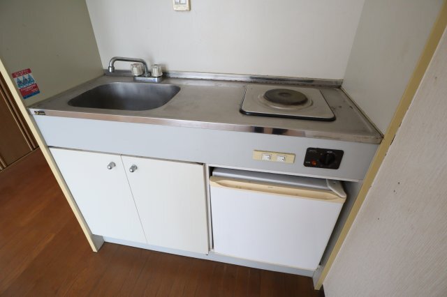拡大写真:マイデンハイツ 3階301のキッチン