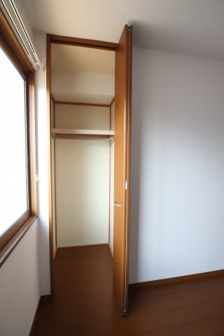拡大写真:プレミールB 2階202の収納