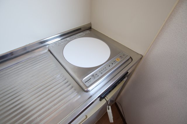 拡大写真:コサエールマンション 3階302のIHコンロ
