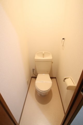 拡大写真:シエル金剛 1階103のトイレ