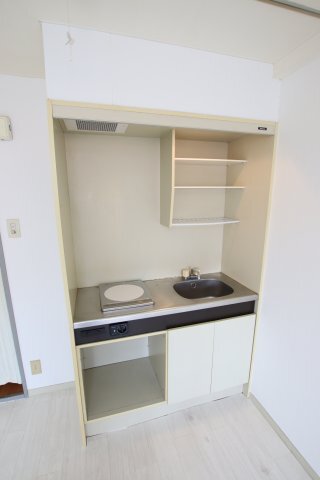 拡大写真:栄町フラッツ 2階206のキッチン